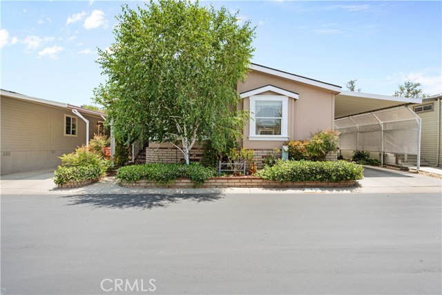 1245 W Cienega Avenue, San Dimas CA: https://media.crmls.org/medias/0b6c7a82-e747-423b-9152-0e58215d8231.jpg