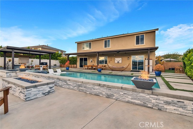 Detail Gallery Image 9 of 65 For 16725 Key Lime Bld, Riverside,  CA 92503 - 6 Beds | 4/1 Baths