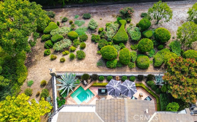 Detail Gallery Image 31 of 33 For 1 Beachcomber Dr, Corona Del Mar,  CA 92625 - 2 Beds | 2/1 Baths