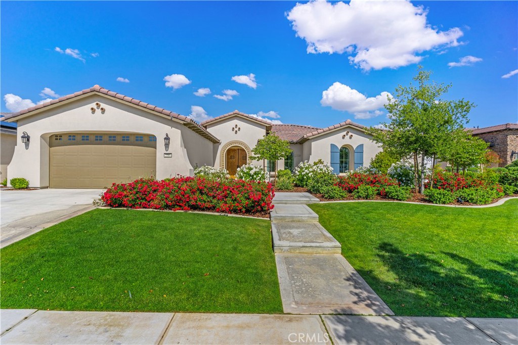 2211 Wycombe Place, Bakersfield, CA 93311