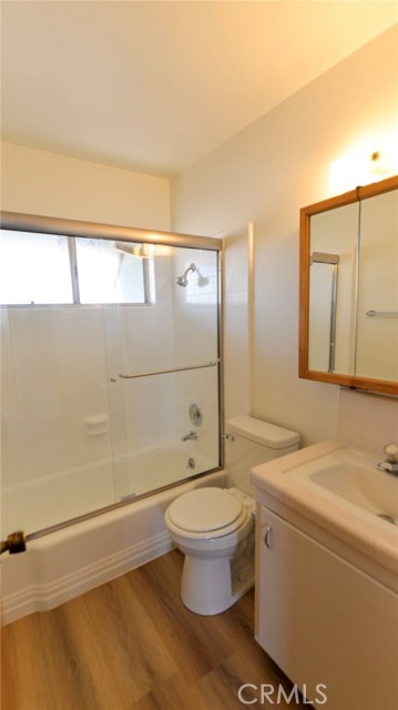 Detail Gallery Image 9 of 13 For 218 Avenida Rosa #2,  San Clemente,  CA 92672 - 2 Beds | 1/1 Baths