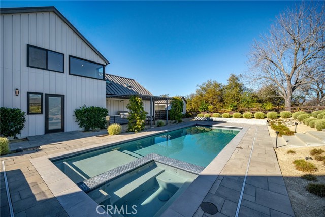 Detail Gallery Image 8 of 74 For 280 Jespersen Ln, San Luis Obispo,  CA 93401 - 5 Beds | 7/1 Baths