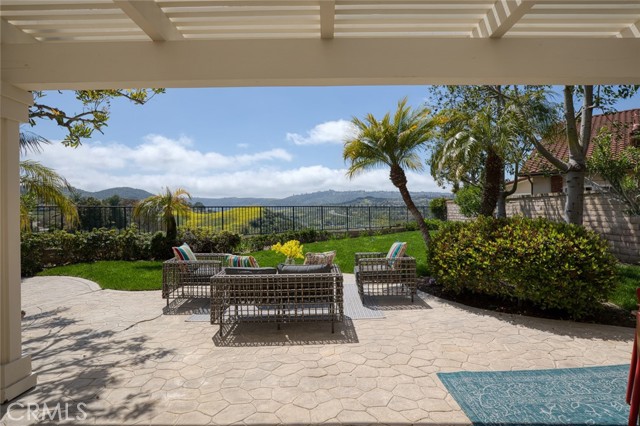 28361 Chat Drive, Laguna Niguel CA: https://media.crmls.org/medias/0b6f9f14-2ad2-4c0c-a1e4-e71f85722ffe.jpg