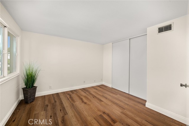 719 S Goldfinch Way, Anaheim Hills CA: https://media.crmls.org/medias/0b702cb8-0c5e-4d42-9052-44851f1ac136.jpg