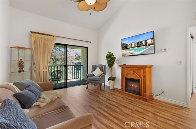 Detail Gallery Image 8 of 30 For 4260 via Arbolada #304,  Los Angeles,  CA 90720 - 1 Beds | 1 Baths