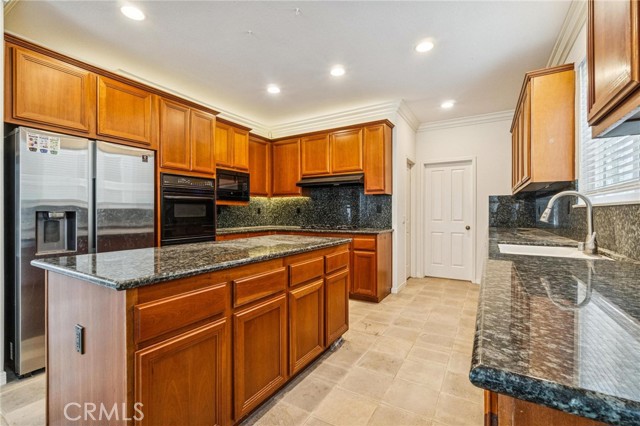 Detail Gallery Image 7 of 29 For 26013 Twain Pl, Stevenson Ranch,  CA 91381 - 5 Beds | 4 Baths