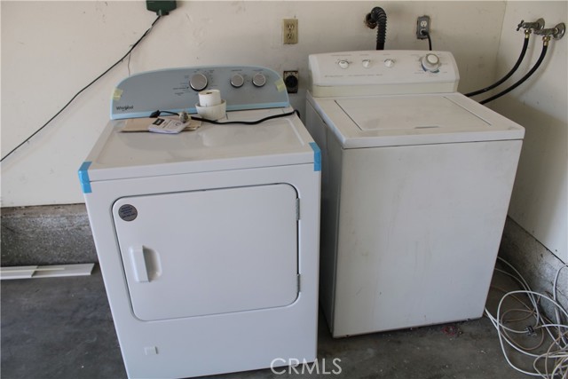 24 Woodgrove, Irvine CA: https://media.crmls.org/medias/0b72611e-2d5c-4508-94fa-03c2ee13db84.jpg