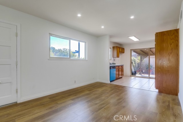 8661 Windsor Circle, La Palma CA: https://media.crmls.org/medias/0b72cd7f-028e-4419-8757-e063b4a69bb6.jpg