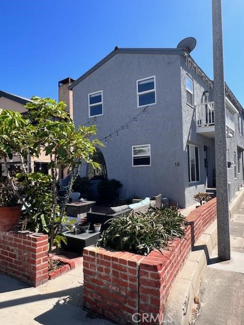 18 6th Street, Hermosa Beach, California 90254, ,Residential Income,Sold,6th,EV23184028