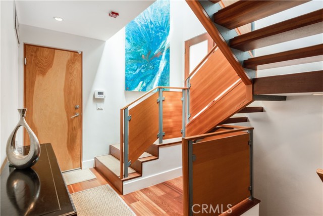 1211 Bayview Drive, Manhattan Beach, California 90266, 4 Bedrooms Bedrooms, ,4 BathroomsBathrooms,Residential,Sold,Bayview,SB21169008