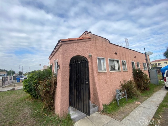 419 W 99th Street, Los Angeles, CA, 90003 419 W 99th Street, Los Angeles, CA, 90003