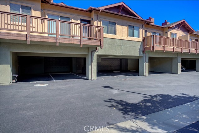 Detail Gallery Image 3 of 22 For 579 Camino Mercado #215,  Arroyo Grande,  CA 93420 - 2 Beds | 2 Baths