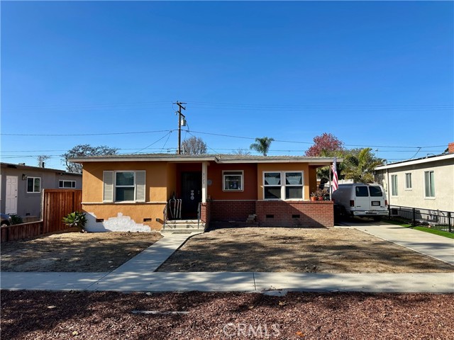 Detail Gallery Image 2 of 16 For 3123 Lomina Ave, Long Beach,  CA 90808 - 2 Beds | 1 Baths