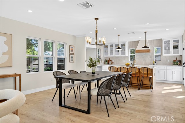 Detail Gallery Image 3 of 60 For 650 Marylind, Claremont,  CA 91711 - 6 Beds | 2/1 Baths