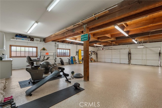 23060 Doris Way, Torrance CA: https://media.crmls.org/medias/0b7648d2-ebd1-4bf4-98e4-279b4fb88f6e.jpg