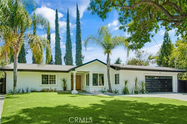 24100 Philiprimm Street, Woodland Hills CA: https://media.crmls.org/medias/0b774f6b-25bc-4e90-a517-feb9825a4eb0.jpg