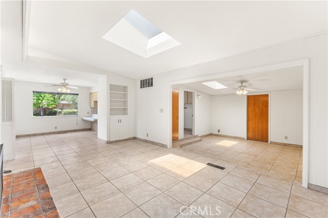 Image 4 of 30 For 190 Dovewood Lane