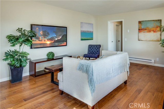 77 15th Street, Hermosa Beach, California 90254, 1 Bedroom Bedrooms, ,1 BathroomBathrooms,Residential,Sold,15th,SB17017771