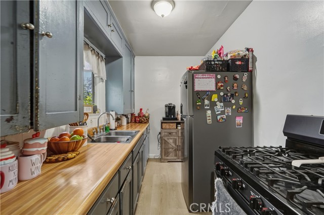 Detail Gallery Image 18 of 24 For 1341 N Fries, Wilmington,  CA 90744 - – Beds | – Baths