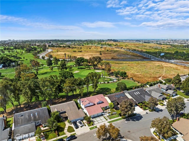 Detail Gallery Image 34 of 37 For 1831 Tanager Dr, Costa Mesa,  CA 92626 - 5 Beds | 4 Baths