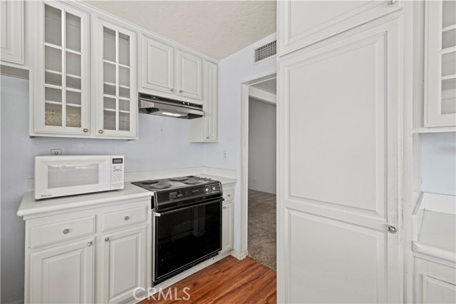 Detail Gallery Image 16 of 60 For 2515 Northpark St, Thousand Oaks,  CA 91362 - 4 Beds | 2/1 Baths