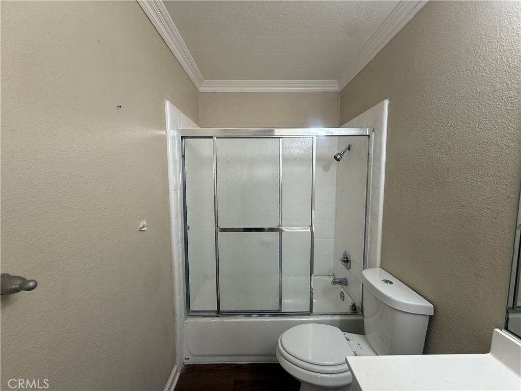 https://media.crmls.org/medias/0b799439-38fa-4ed7-8858-32ea536ceaeb.jpg?preset=X-Large