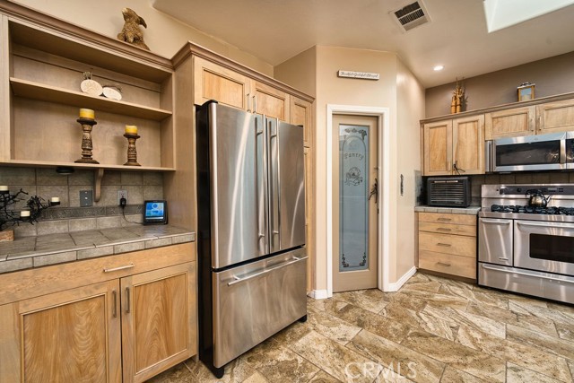 Detail Gallery Image 15 of 52 For 1737 Zion, –,  CA 93222 - 3 Beds | 2 Baths