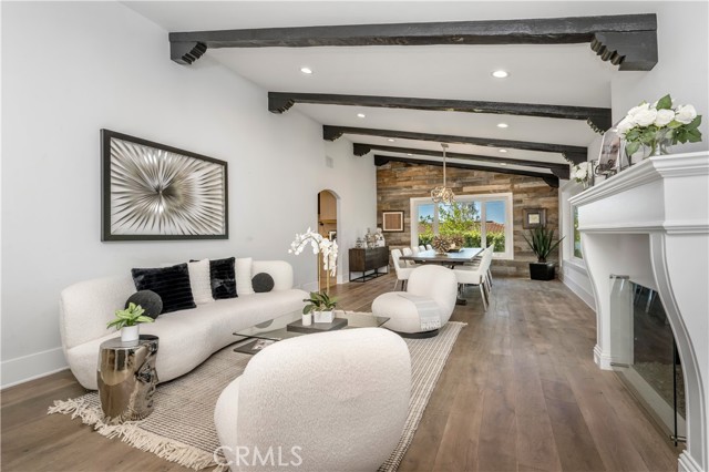 Detail Gallery Image 8 of 26 For 3677 Eddingham Ave, Calabasas,  CA 91302 - 6 Beds | 6/1 Baths
