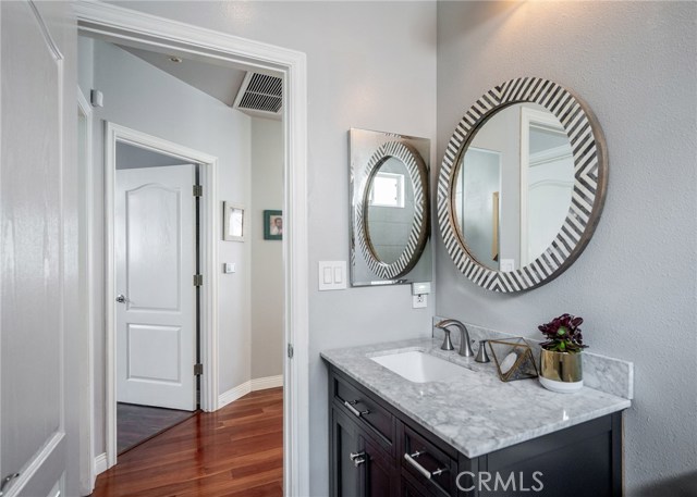 106 Francisca Avenue, Redondo Beach, California 90277, 3 Bedrooms Bedrooms, ,3 BathroomsBathrooms,Residential,Sold,Francisca,SB20100094