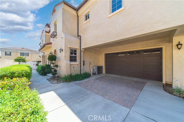 130 Alta Street, Arcadia CA: https://media.crmls.org/medias/0b7b716c-f63f-4108-80aa-577487ba034d.jpg