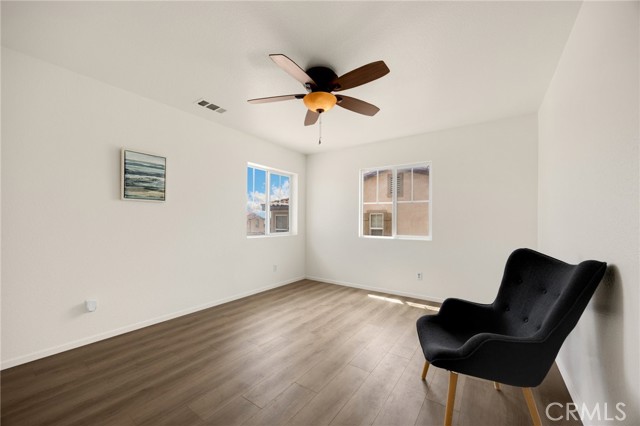 Detail Gallery Image 14 of 32 For 17024 Mastodon Pl, Victorville,  CA 92394 - 4 Beds | 2/1 Baths