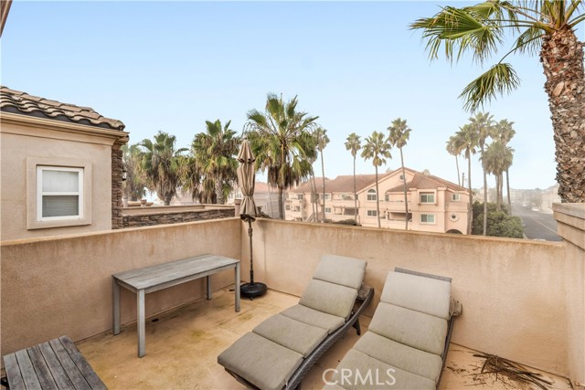 Detail Gallery Image 25 of 26 For 122 19th St, Huntington Beach,  CA 92648 - 3 Beds | 4/1 Baths