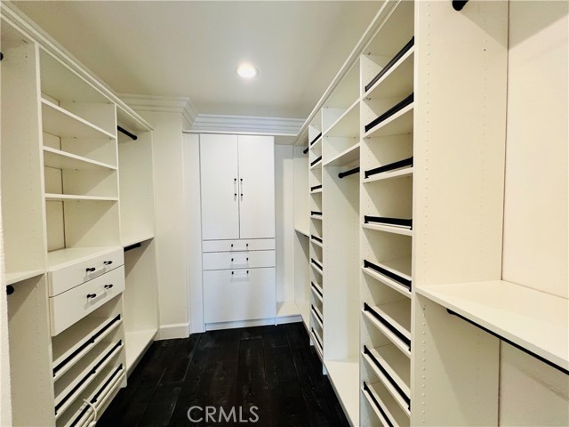 22005 Arrowhead Lane, Lake Forest CA: https://media.crmls.org/medias/0b7ccd2f-3e0f-4390-8b36-f766fef8c3be.jpg