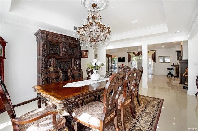 Detail Gallery Image 16 of 55 For 22329 Plummer St, Chatsworth,  CA 91311 - 4 Beds | 5 Baths