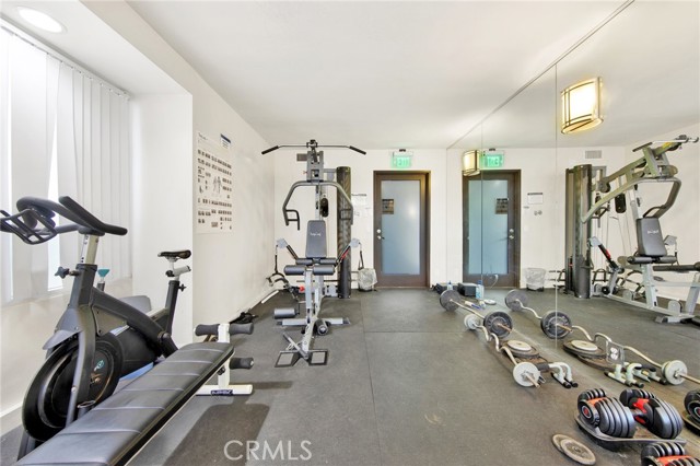 Detail Gallery Image 9 of 27 For 4702 Fulton #101,  Sherman Oaks,  CA 91423 - 2 Beds | 2 Baths