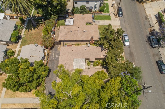 903 N Eleanor Street, Pomona CA: https://media.crmls.org/medias/0b7e973f-7de3-49d5-b564-2eadad344435.jpg
