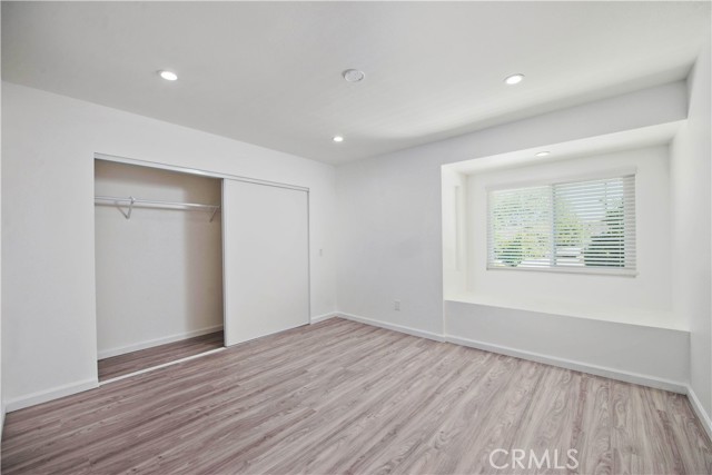 20227 Elkwood Street, Winnetka CA: https://media.crmls.org/medias/0b7f113e-578f-4f8e-b1a7-9b65e8be9124.jpg