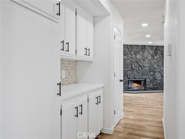 Detail Gallery Image 12 of 34 For 21225 Lone Eagle, Apple Valley,  CA 92308 - 6 Beds | 2 Baths