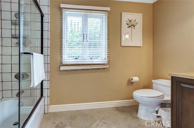 Detail Gallery Image 49 of 65 For 4751 Topeka Dr, Tarzana,  CA 91356 - 5 Beds | 6 Baths