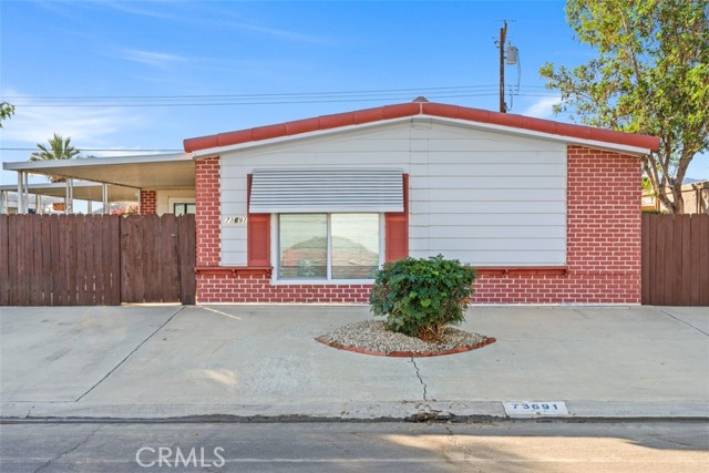 Front Image Thumbnail for CROC25274897