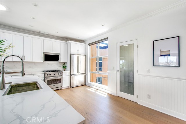 621 Lido Park Drive, Newport Beach CA: https://media.crmls.org/medias/0b808fac-a156-4cad-ac1e-efe463eb560c.jpg