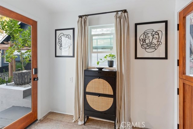 Detail Gallery Image 17 of 64 For 2207 - 2009 Apex Ave, Los Angeles,  CA 90039 - 2 Beds | 2 Baths