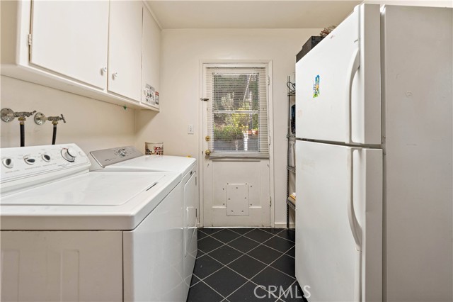 Detail Gallery Image 13 of 42 For 11944 Briarvale, Studio City,  CA 91604 - 5 Beds | 4 Baths