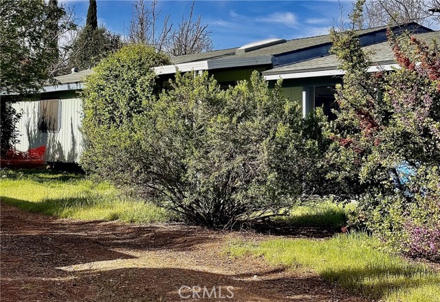 Detail Gallery Image 4 of 5 For 13937 Chestnut Ln, Clearlake Oaks,  CA 95423 - 2 Beds | 2 Baths
