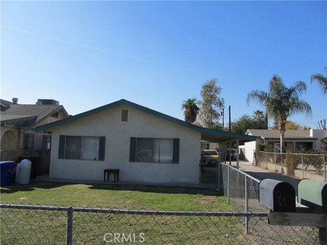 7204 Perris Hill Rd, San Bernardino, CA 92404