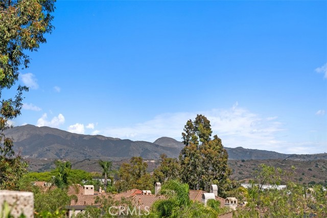 22 Serna, Rancho Santa Margarita CA: https://media.crmls.org/medias/0b83733e-6563-4260-9326-33df603bdcb3.jpg