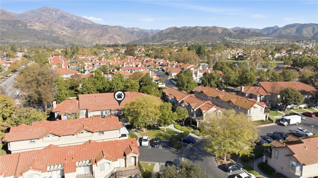 MLS #OC25256056 image #26