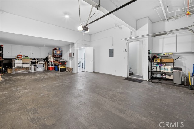 Detail Gallery Image 35 of 36 For 5240 Yarmouth, Encino,  CA 91316 - 3 Beds | 2/1 Baths