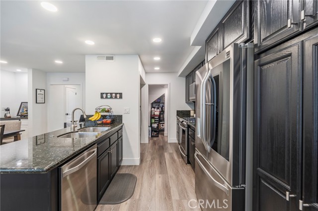 Detail Gallery Image 17 of 56 For 1016 Palo Verde, Long Beach,  CA 90815 - 2 Beds | 2/1 Baths