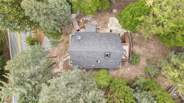 875 Brentwood Drive, Lake Arrowhead CA: https://media.crmls.org/medias/0b860354-2e7c-4727-b11e-fe25121d127c.jpg